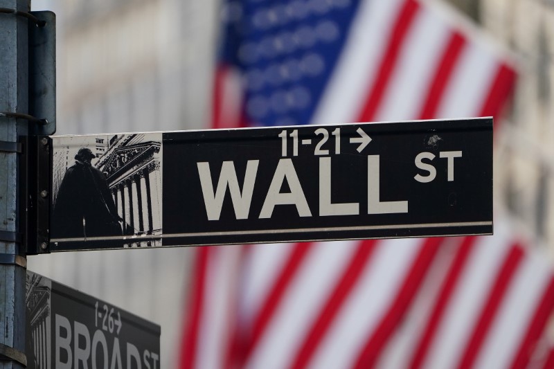 Wall Street cierra en verde y marca dos récords tras buenos datos económicos