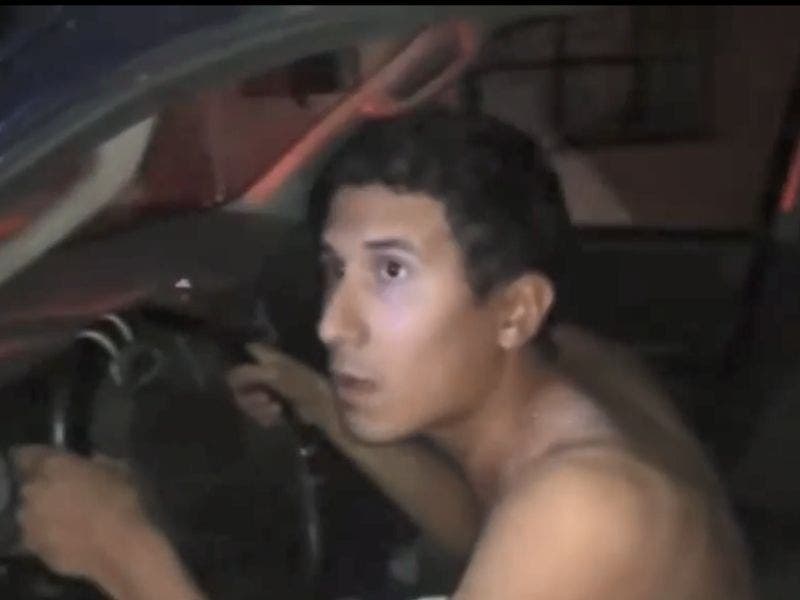 ¿Estaba drogado? La alocada reacción de este sujeto se hizo viral en las redes sociales (VIDEO)