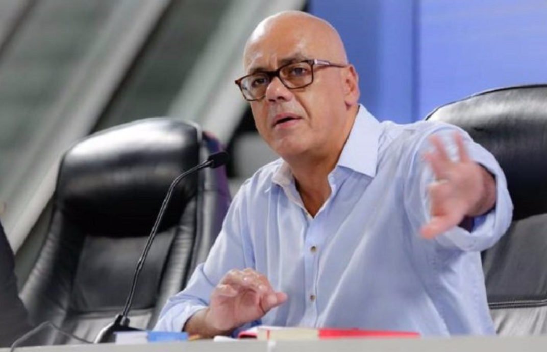 Jorge Rodríguez y su frágil promesa de no instalar “puntos rojos” durante el show electoral