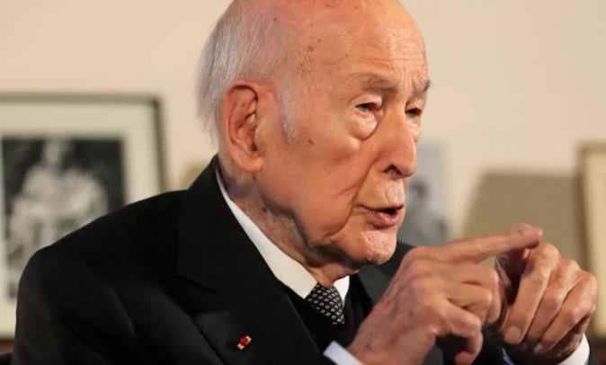 Expresidente francés Giscard d’Estaing murió a causa del Covid-19