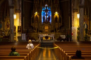 Conmoción en Nueva York: Sacerdote abusó sexualmente de un hombre durante años