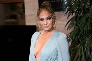 “La belleza no tiene fecha de caducidad”: Jennifer Lopez aseguró que jamás ha usado botox
