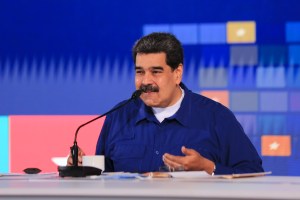 Maduro convocó concentración en plazas para “celebrar” su fraude electoral este #12Dic