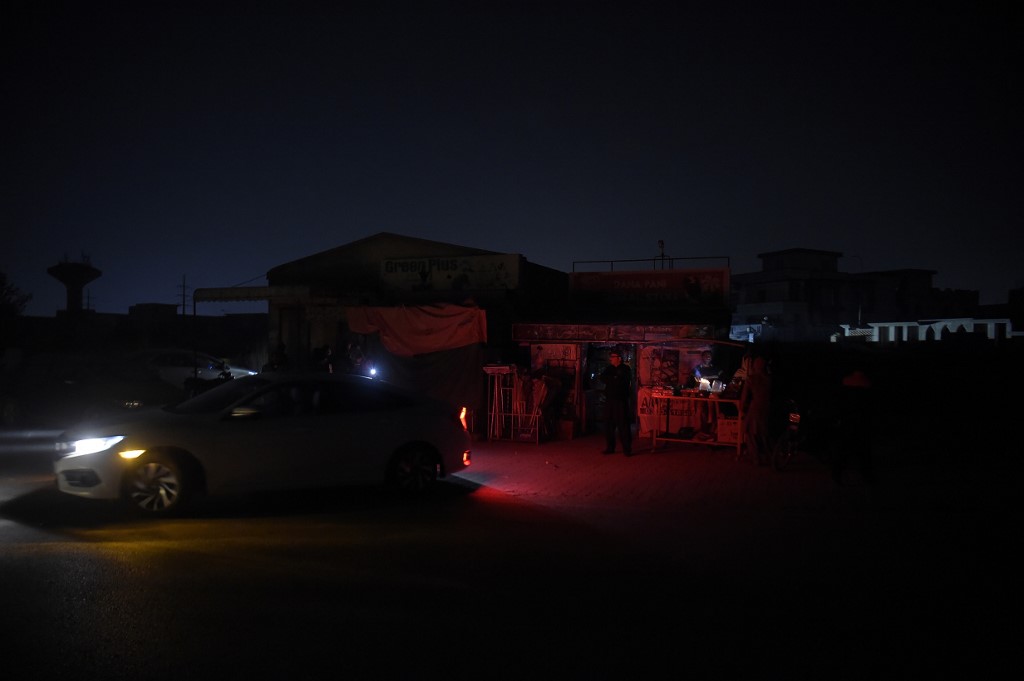 Restauran electricidad en Pakistán tras 18 horas de apagón