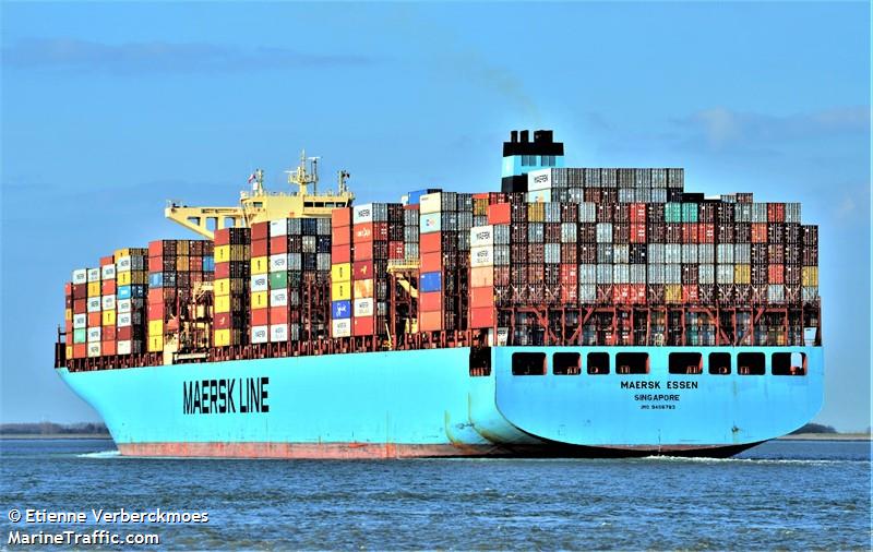 El buque “Maersk Essen” pierde 750 contenedores por mal tiempo en el Pacífico Norte