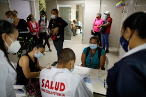 OPS pidió a Maduro información transparente y a tiempo sobre la vacunación