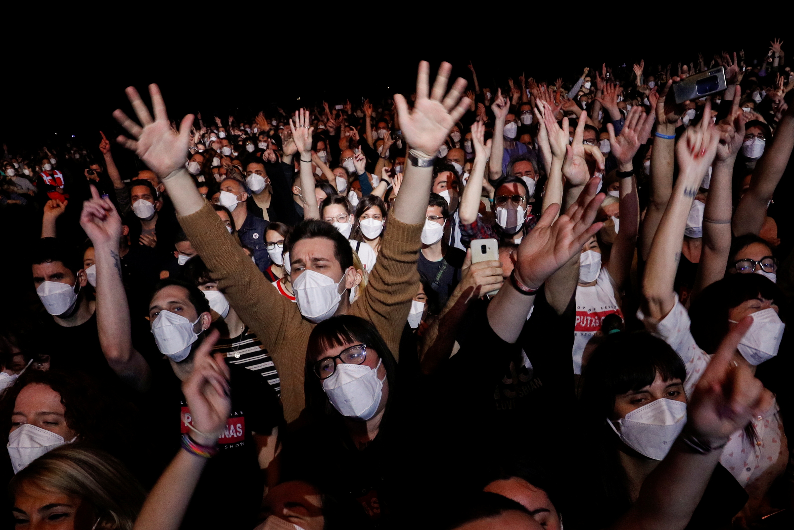 España tuvo su primer concierto masivo en pandemia sin distanciamiento social (FOTOS)