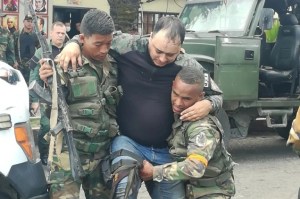 Revelan IMÁGENES SENSIBLES de militares venezolanos heridos tras combates en Apure #29Mar