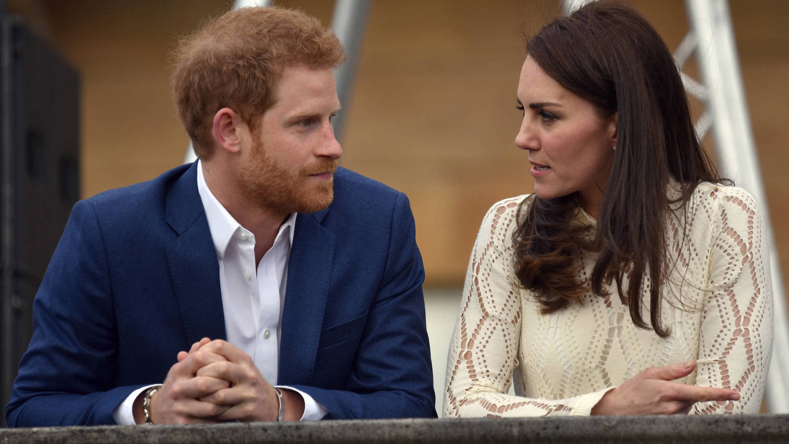 Meghan Markle fue la culpable de que la relación entre el príncipe Harry y Kate Middleton se fracturara