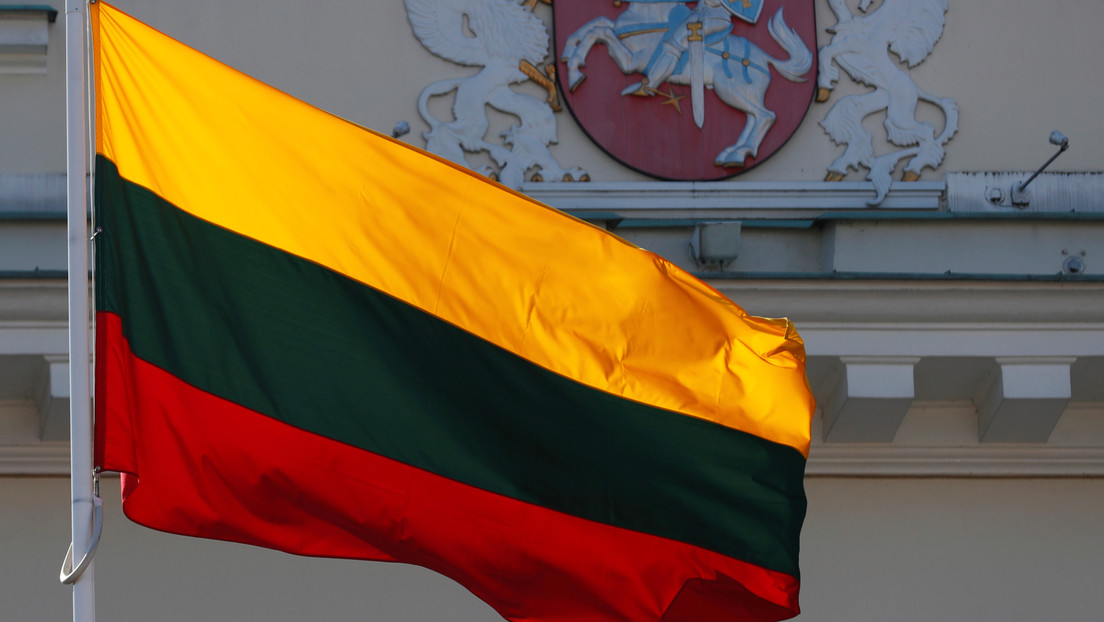 Lituania expulsa a dos diplomáticos bielorrusos