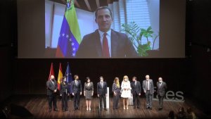 Personalidades españolas ratificaron lucha por la libertad tras entrega del premio Faes a Guaidó