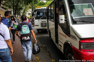 Covid-19, falta de combustible e hiperinflación: La crisis perfecta del transporte público