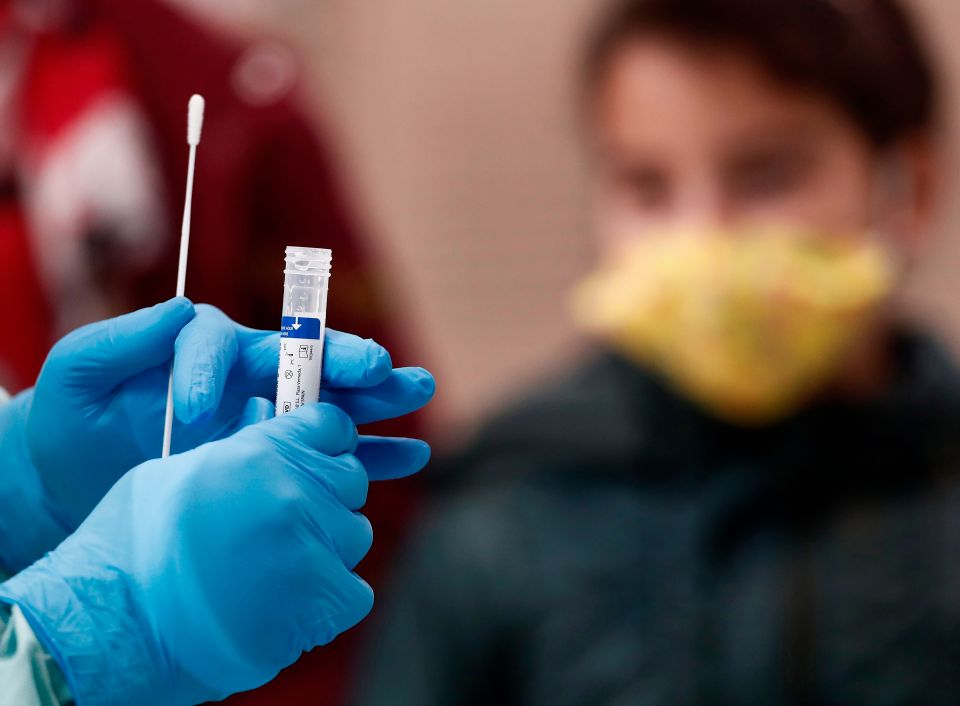 Médico venezolano en Nueva York dirigió investigación para detectar el coronavirus en la saliva