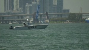 Murió un hombre al chocar con una embarcación en Miami