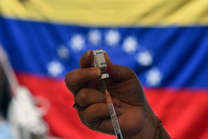 Sociedad Venezolana de Infectología considera inadecuada vacunación contra el Covid cada cuatro meses