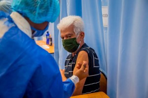 Frente Amplio Venezuela Libre reclama acceso a vacunas “sin discriminación”