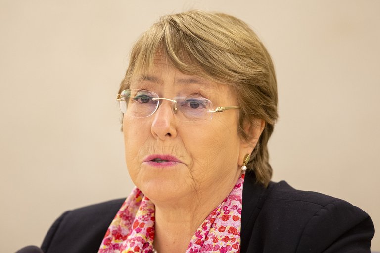 Bachelet llama a no regresar al sistema injusto de antes de la pandemia