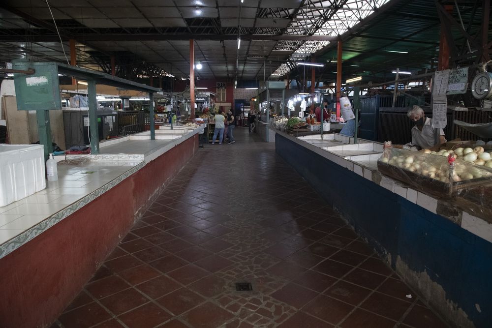 Bloomberg: Los mercados en Caracas se vacían mientras la inflación golpea a los más pobres
