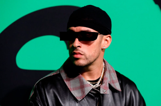 “Así es el sistema eléctrico de mi país, inservible”: Bad Bunny vivió apagón en discoteca de Puerto Rico (Video)