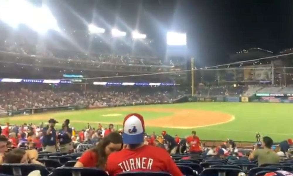 EN VIDEOS: Momentos de terror vivieron aficionados en el estadio Nationals Park tras tiroteo