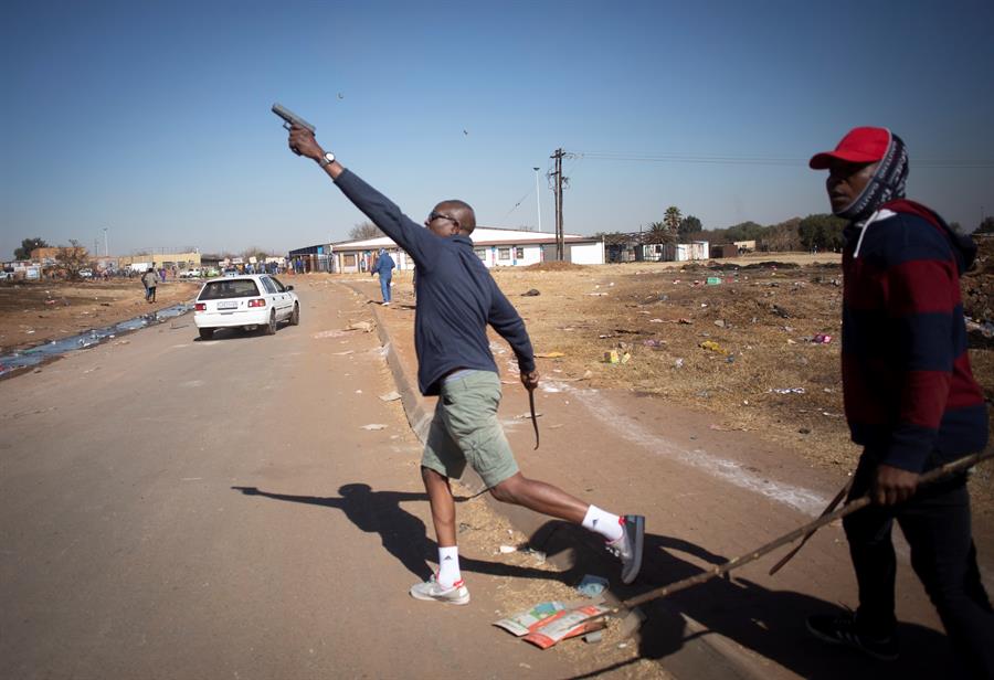 Conozca las cinco claves para entender el estallido de violencia en Sudáfrica