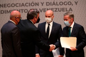 Juan Guaidó: Llamo a reiniciar las conversaciones en México