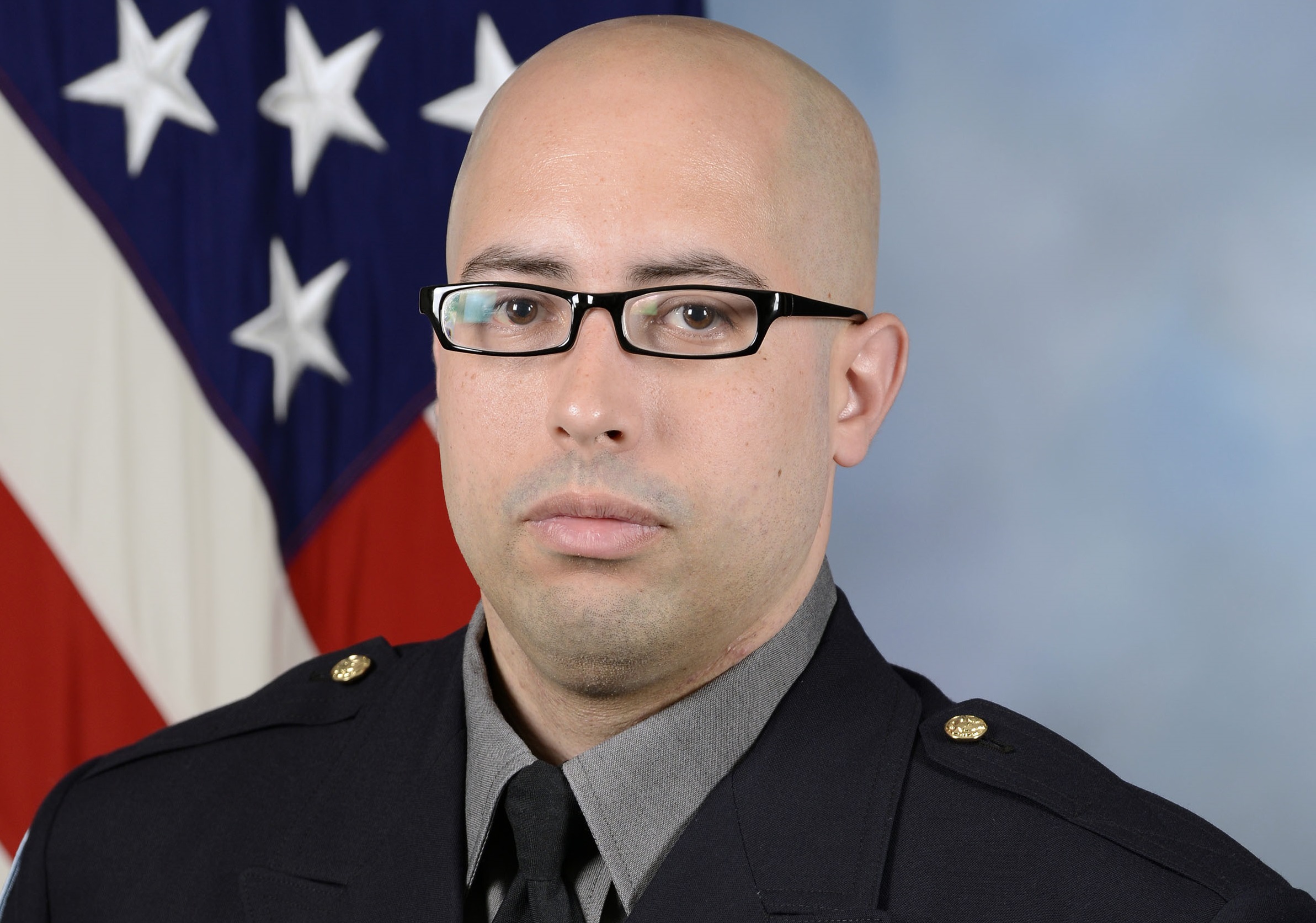 El policía del Pentágono asesinado durante tiroteo era latino y veterano del Ejército