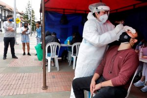 Colombia sumó poco más de 300 nuevos contagios de Covid-19