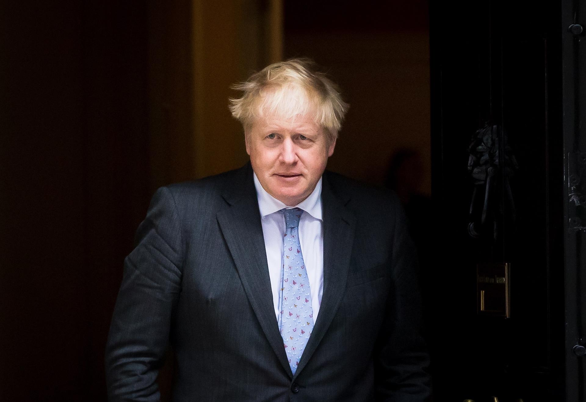 Boris Johnson canceló acto oficial por un caso de Covid-19 en su familia