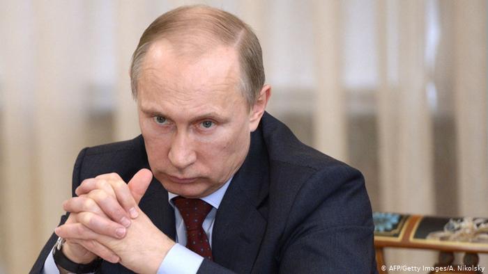 Putin califica de “una pérdida personal irreparable” la trágica muerte de su ministro de Emergencias