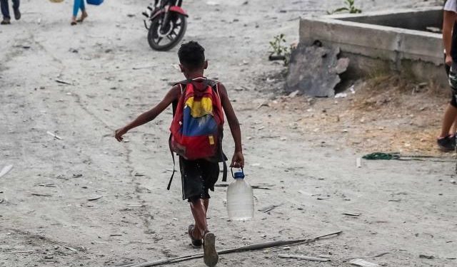 Más de medio millón de niños y jóvenes abandonaron el sistema educativo entre 2020-2021