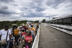 Encuesta LaPatilla: Más del 70% de los venezolanos consideran que apertura de la frontera aumentará la migración