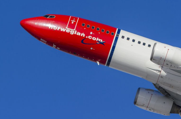 Norwegian, la aerolínea que eliminó las mascarillas en vuelos dentro de los países nórdicos