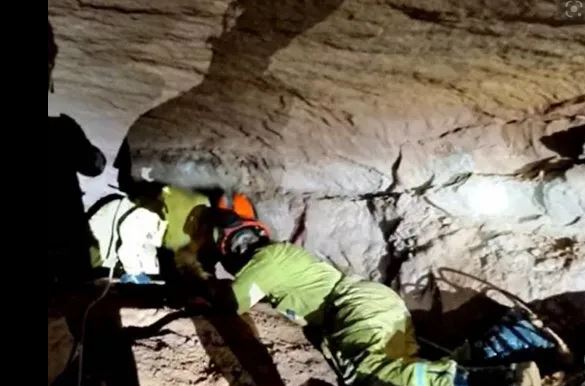 Imágenes: Cueva en Brasil se desmoronó dejando a un bombero muerto y ocho desaparecidos