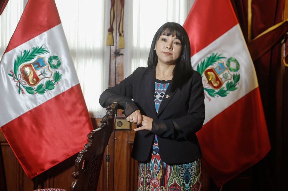 Castillo designó a una ambientalista como jefa de nuevo gabinete en Perú