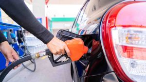 Precios de la gasolina en Florida golpean de nuevo el bolsillo de los conductores