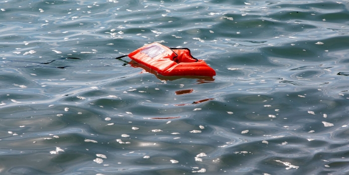 Mueren en un naufragio al menos 20 migrantes que iban hacia el Reino Unido