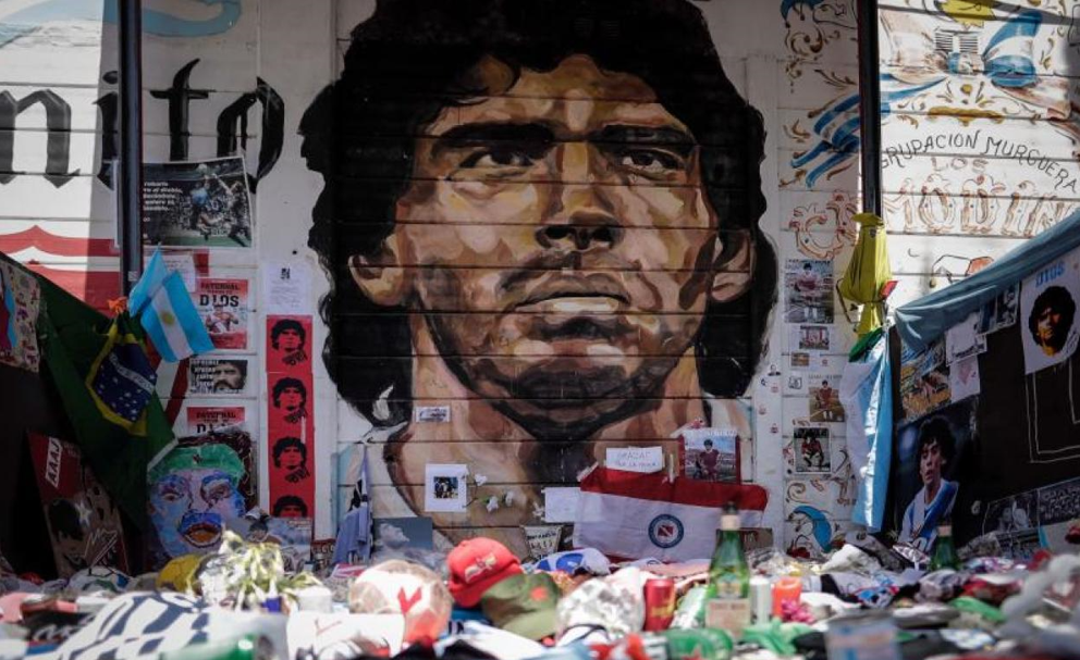 Los siete imputados por la muerte de Maradona se presentaron ante la Justicia argentina