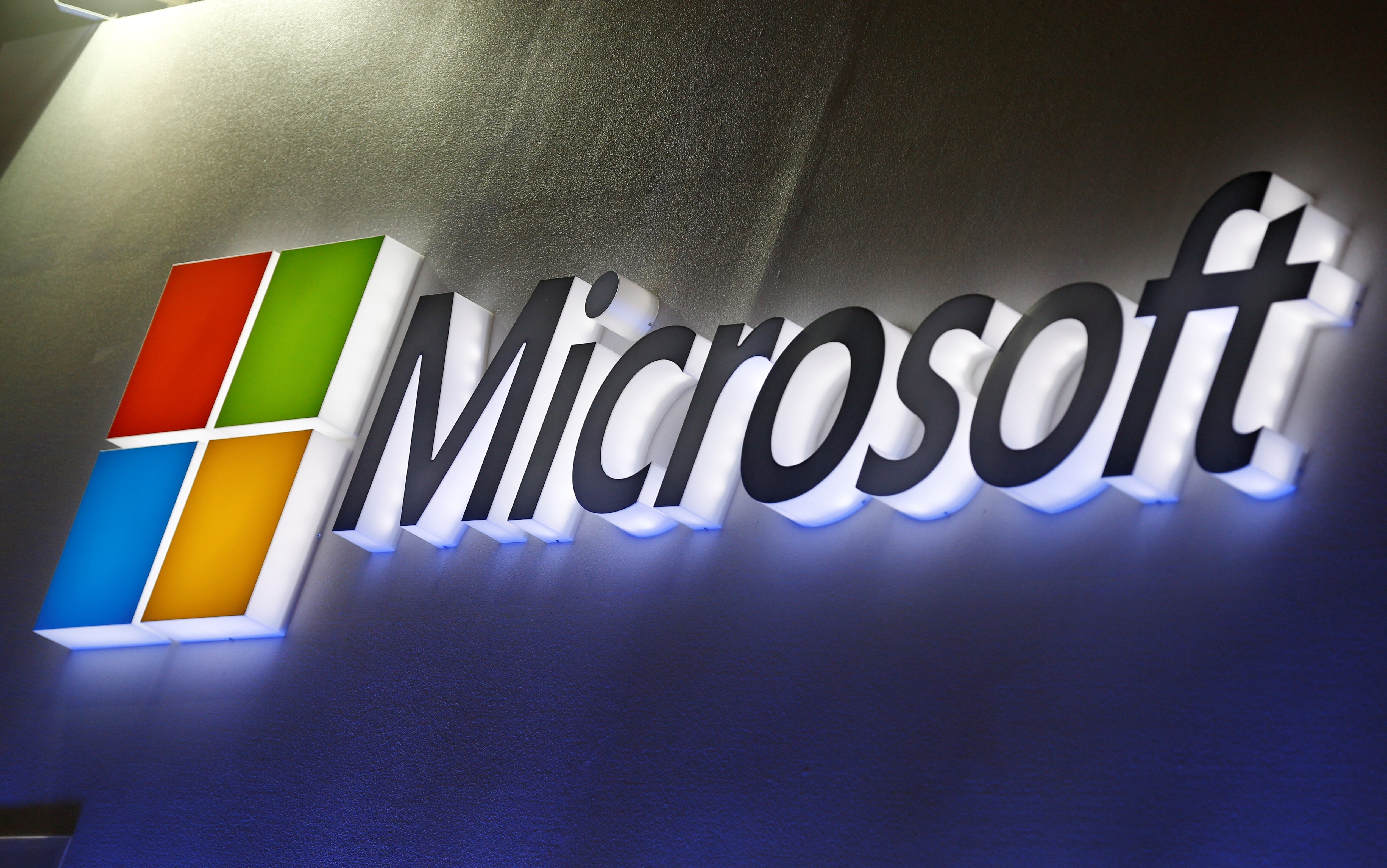 Microsoft se suma a la ola de despidos en las tecnológicas con casi dos mil empleados echados