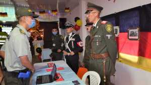 Polémica por homenaje de policías colombianos a Alemania con símbolos nazis