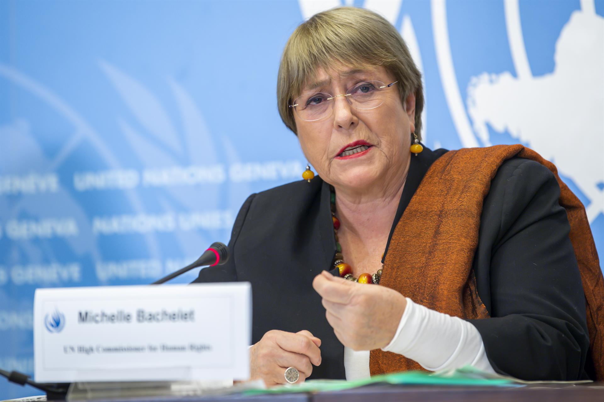 Michelle Bachelet: Una vacuna no puede administrarse nunca a la fuerza