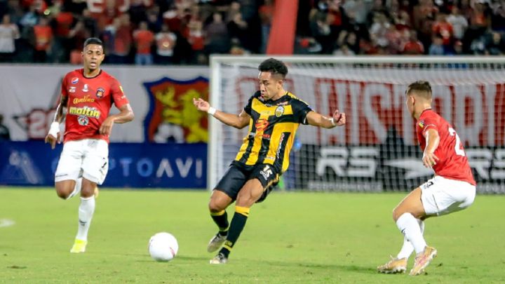 Deportivo Táchira, campeón del fútbol venezolano tras vencer al Caracas en penales