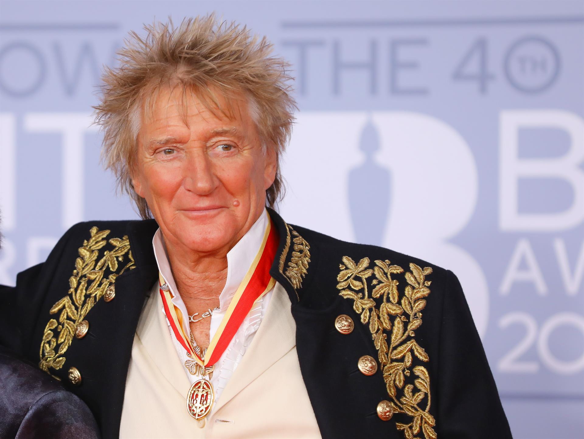 Rod Stewart y su hijo se declararon culpables de agresión en el altercado en un hotel de Florida