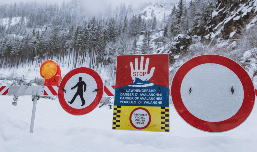 Al menos tres muertos tras una avalancha de nieve en los Alpes austríacos