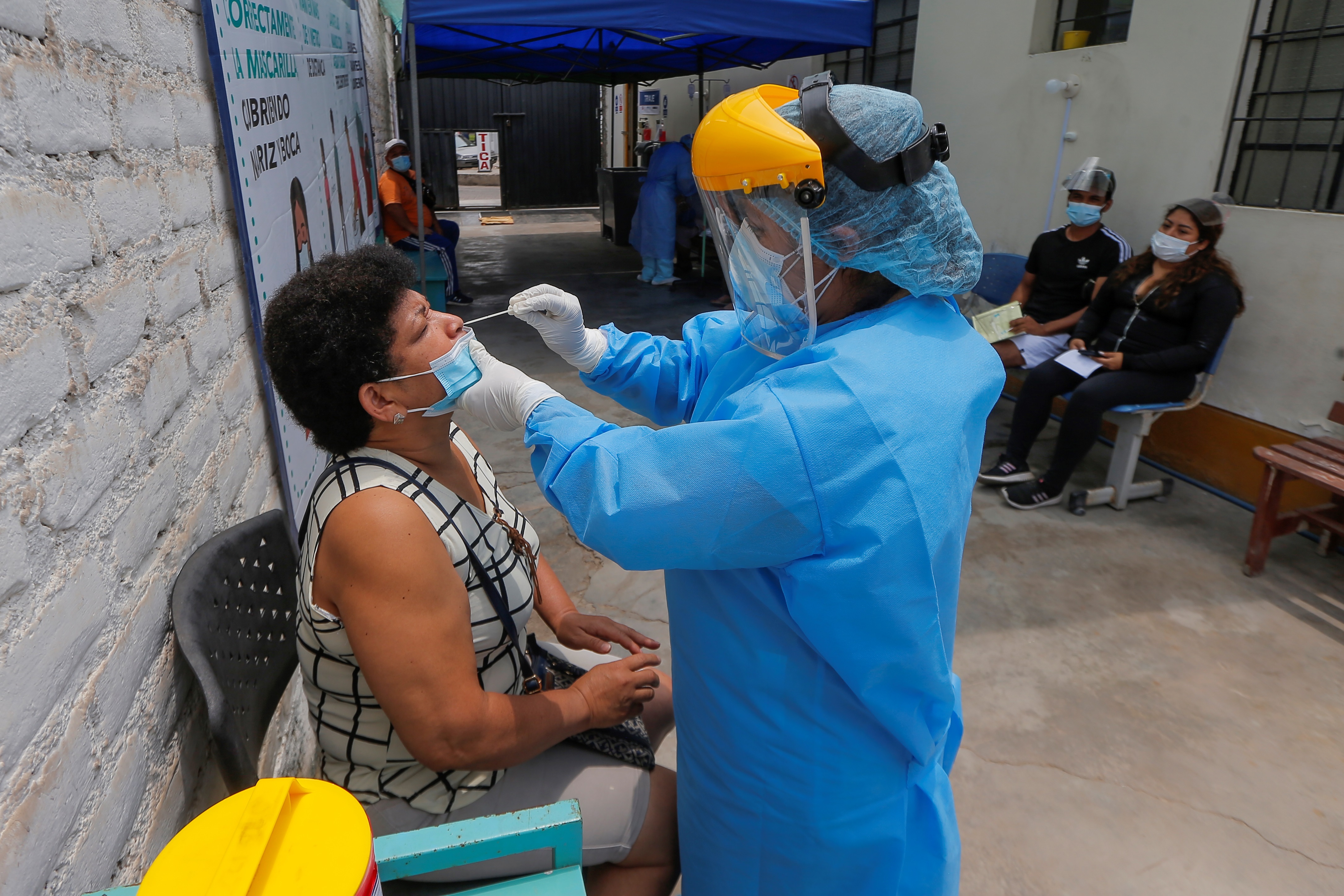 Peruano con variante ómicron detectada en Japón pasó previamente por Brasil