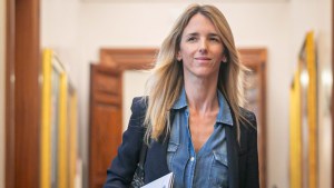 Cayetana Álvarez de Toledo, diputada del PP español: El Presidente Piñera se equivocó gravemente