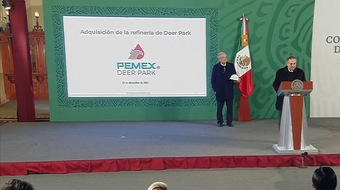 López Obrador anuncia que EEUU autorizó la venta de la refinería Deer Park a Pemex