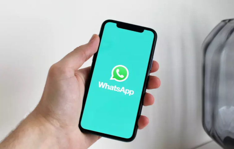 WhatsApp permitirá reproducir mensajes de voz en un segundo plano