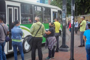 Transporte público en Caracas y sus aumentos: ¿Quién le pone frenos?