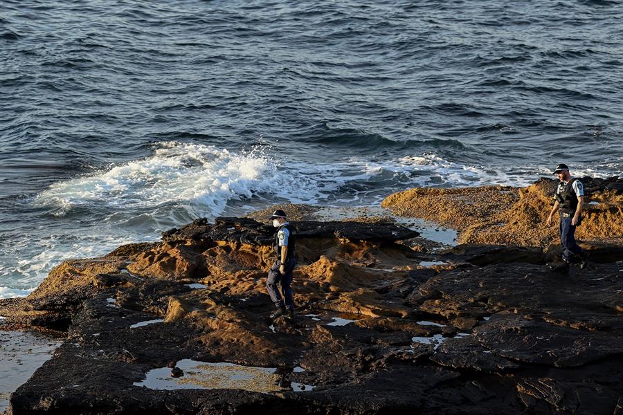 Sídney reabre sus playas tras el mortal ataque de tiburón